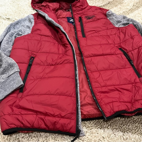 Reebok new with tags Men’s jacket/vest light puffer - Picture 6 of 9